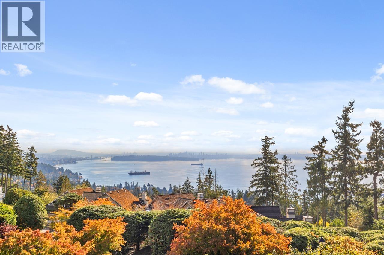 5401 West Vista Court, West Vancouver, British Columbia  V7W 3G8 - Photo 21 - R3161214