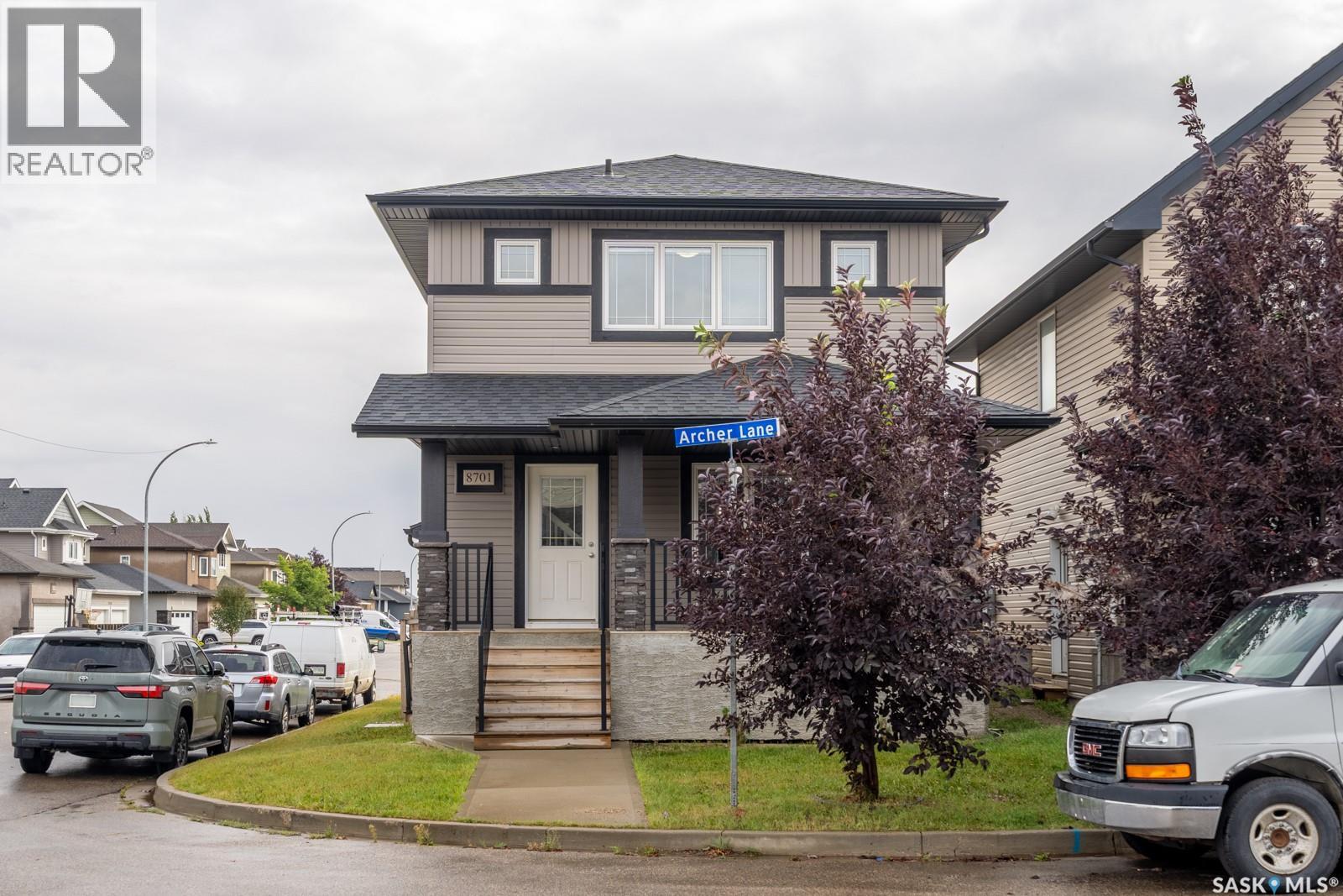 8701 Archer Lane, Regina, Saskatchewan  S4Y 1A3 - Photo 1 - SK047513