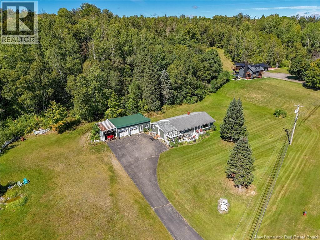 409 Otis Drive, Nackawic, New Brunswick  E6G 1H5 - Photo 38 - NB147145