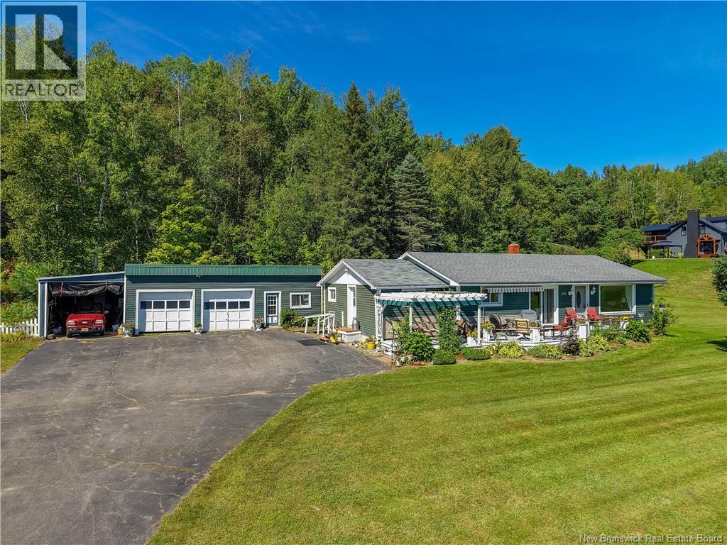 409 Otis Drive, Nackawic, New Brunswick  E6G 1H5 - Photo 36 - NB147145