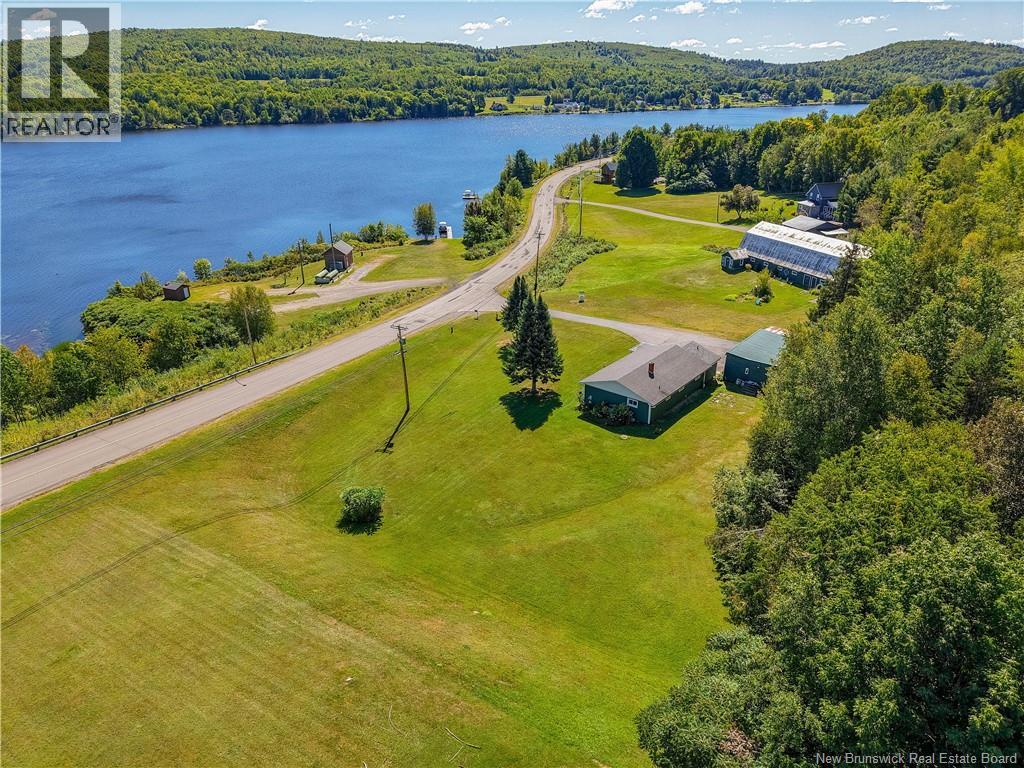 409 Otis Drive, Nackawic, New Brunswick  E6G 1H5 - Photo 39 - NB147145