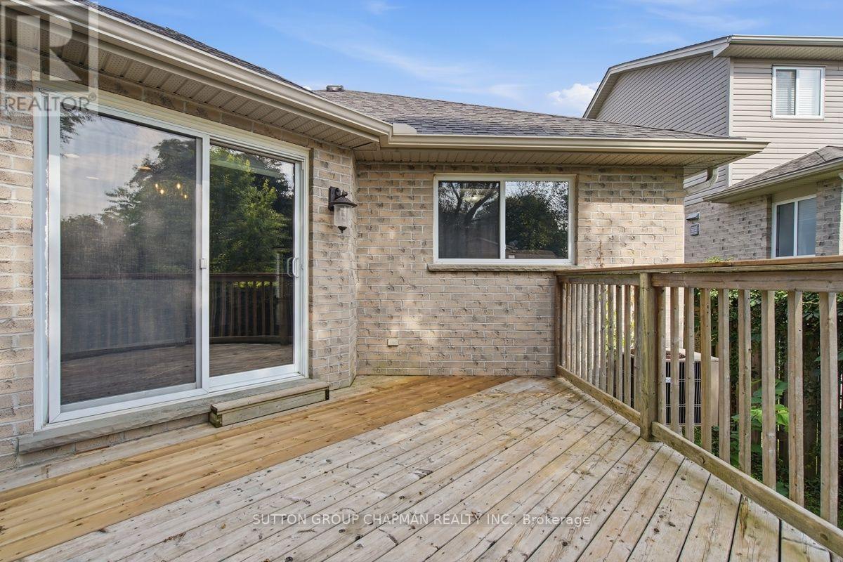 1645 Devos Drive, London North, Ontario  N5X 4K8 - Photo 35 - X13743510