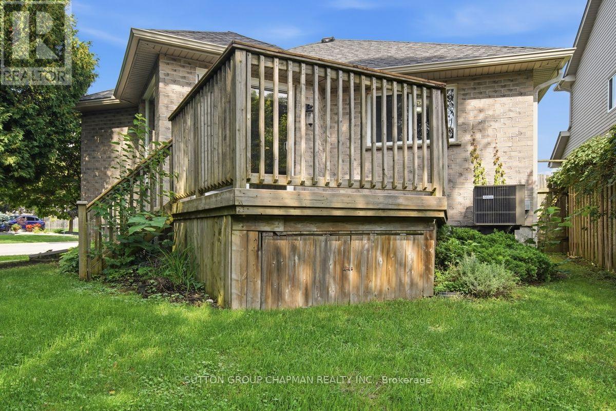 1645 Devos Drive, London North, Ontario  N5X 4K8 - Photo 39 - X13743510