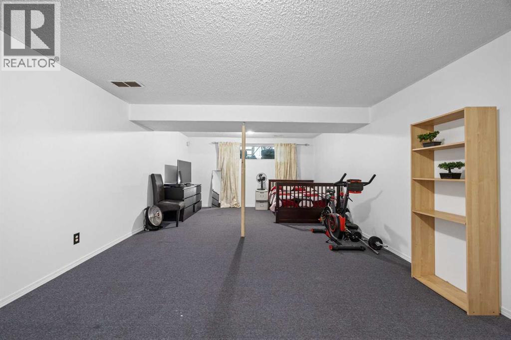 8, 111 Huntington Park Green Nw, Calgary, Alberta  T2K 5H4 - Photo 27 - A2329789