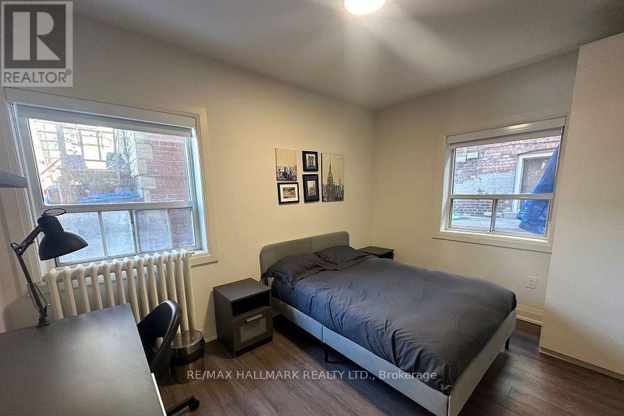 4 - 595 St Clair Avenue W, Toronto, Ontario  M6C 1A3 - Photo 11 - C13743464