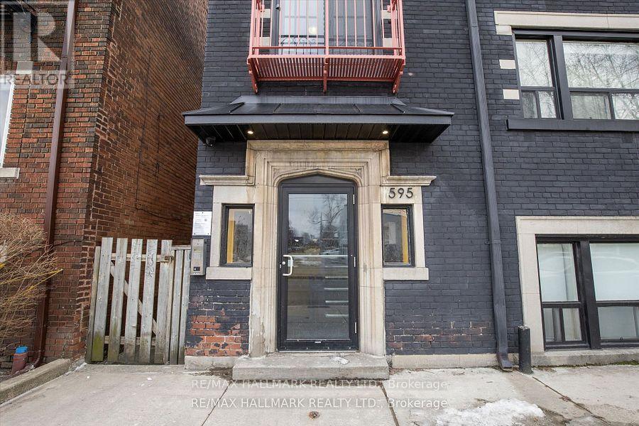 4 - 595 St Clair Avenue W, Toronto, Ontario  M6C 1A3 - Photo 24 - C13743464