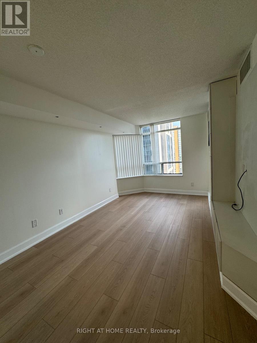 153 Beecroft Road, Toronto, Ontario M2N 7C5 - Photo 9 - C13743484