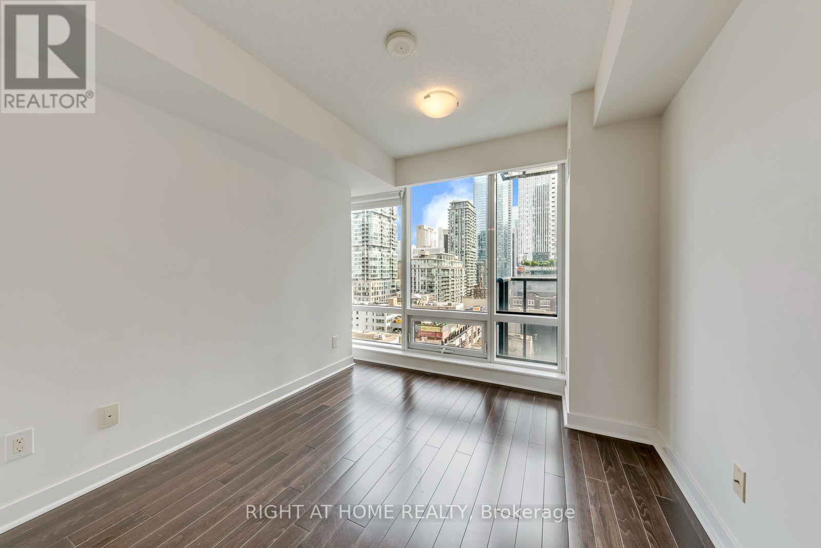 1306 - 295 Adelaide Street W, Toronto (Waterfront Communities), Ontario  M5V 0L4 - Photo 23 - C13743490