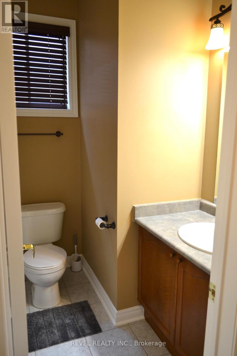 45 Tunney Place, Whitby, Ontario  L1M 2G5 - Photo 16 - E13743468