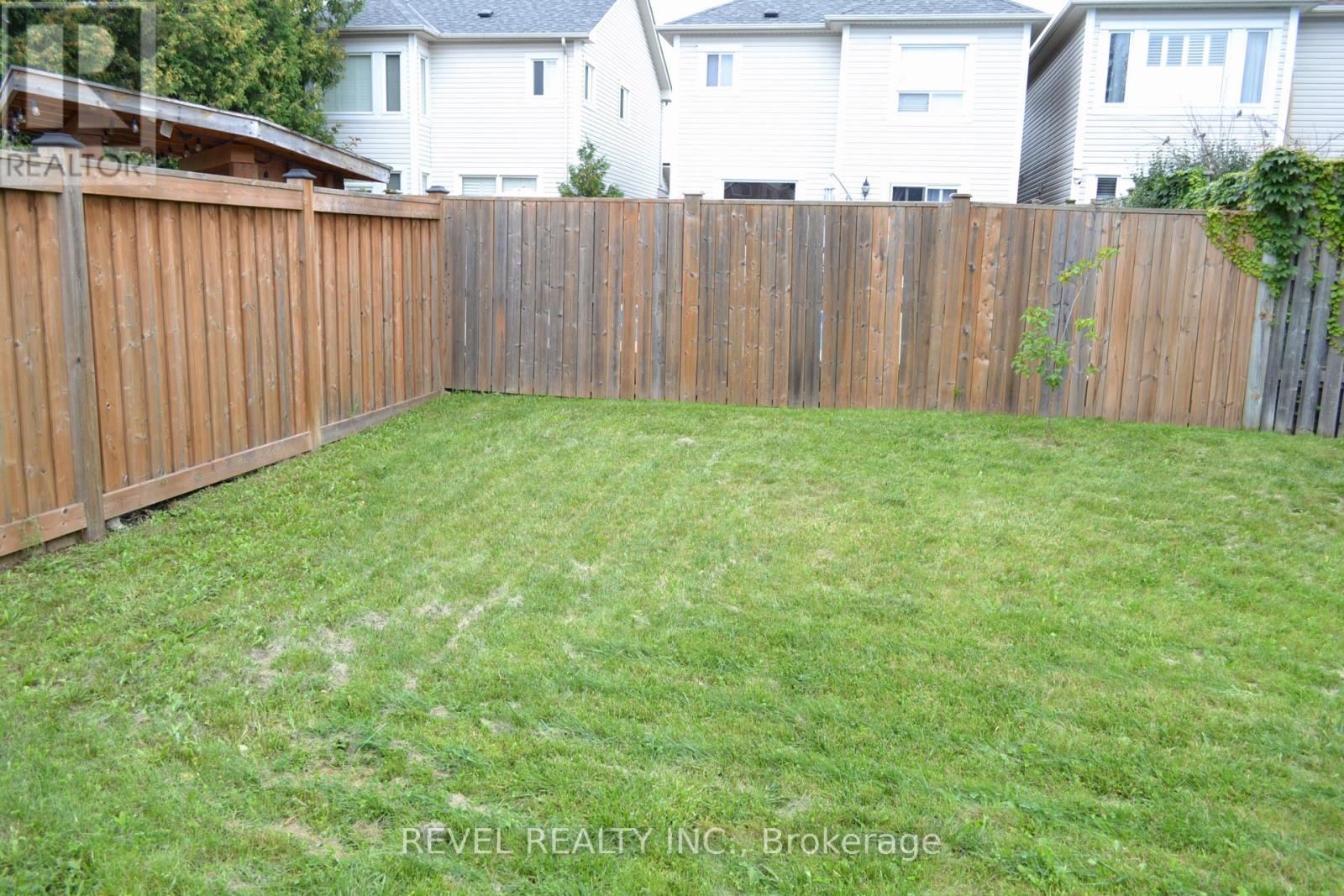 45 Tunney Place, Whitby, Ontario  L1M 2G5 - Photo 37 - E13743468