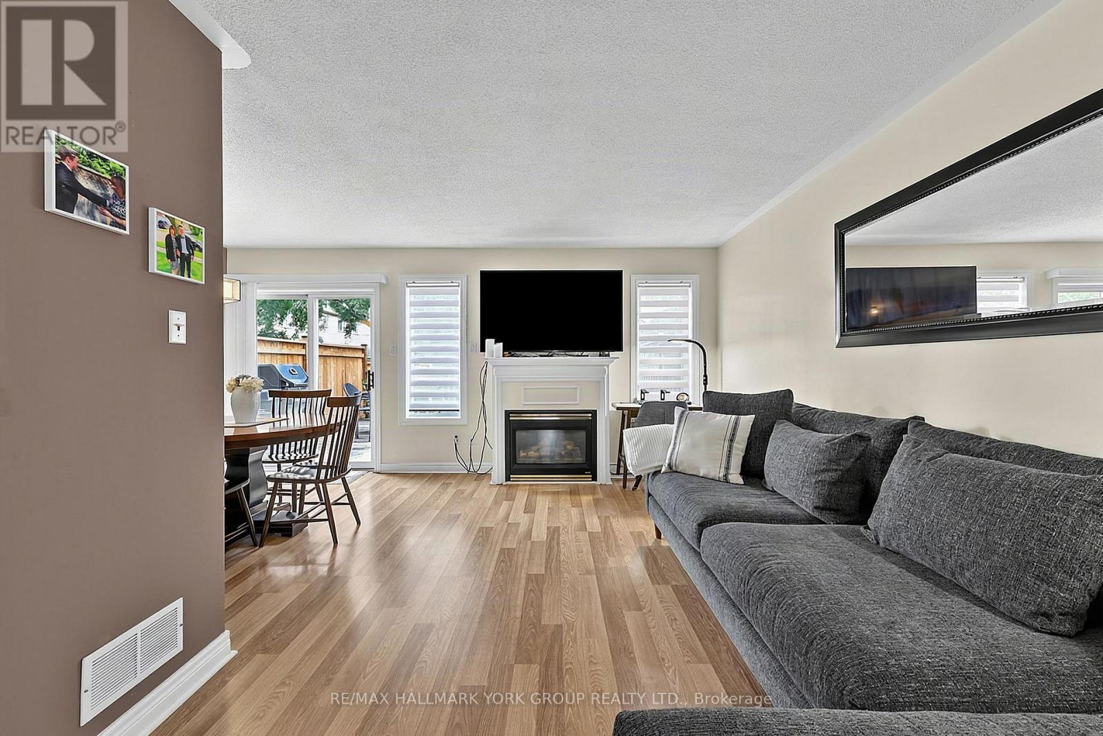 620 Bondi Avenue, Newmarket (Gorham-College Manor), Ontario  L3Y 8S8 - Photo 13 - N13743462