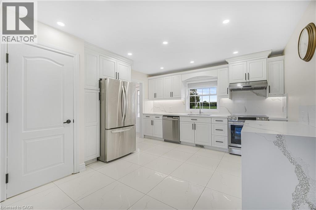 8793 Thorold Stone Road, Niagara Falls, Ontario  L2H 0V9 - Photo 11 - 40860563