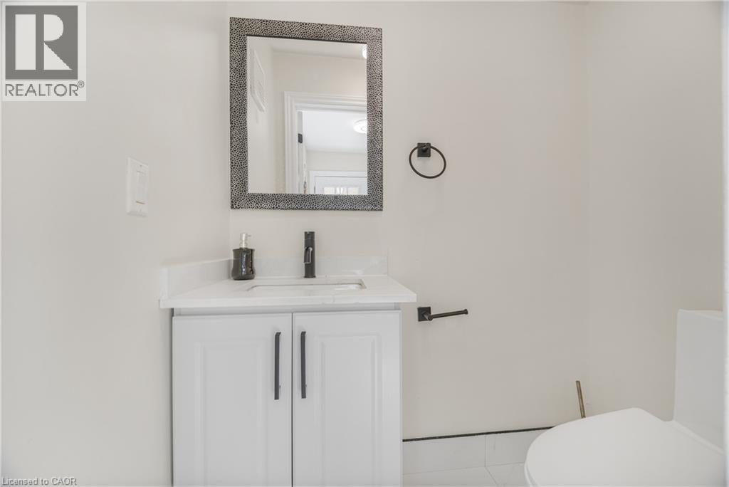 8793 Thorold Stone Road, Niagara Falls, Ontario  L2H 0V9 - Photo 18 - 40860563