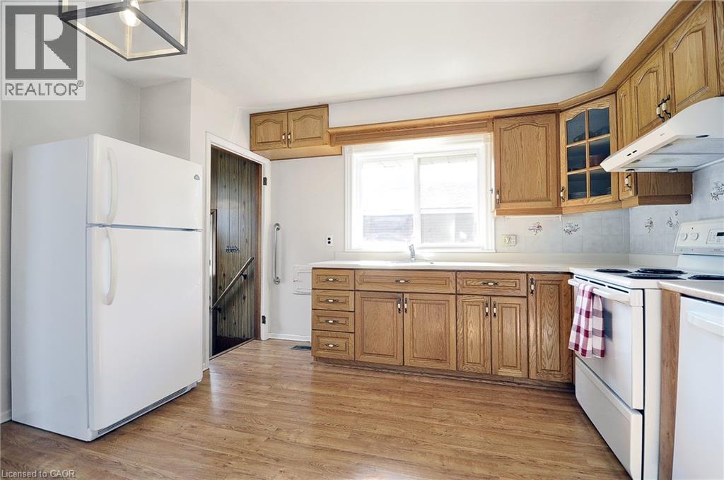 16 Broadview Avenue, Cambridge, Ontario  N1R 3V7 - Photo 4 - 40859972