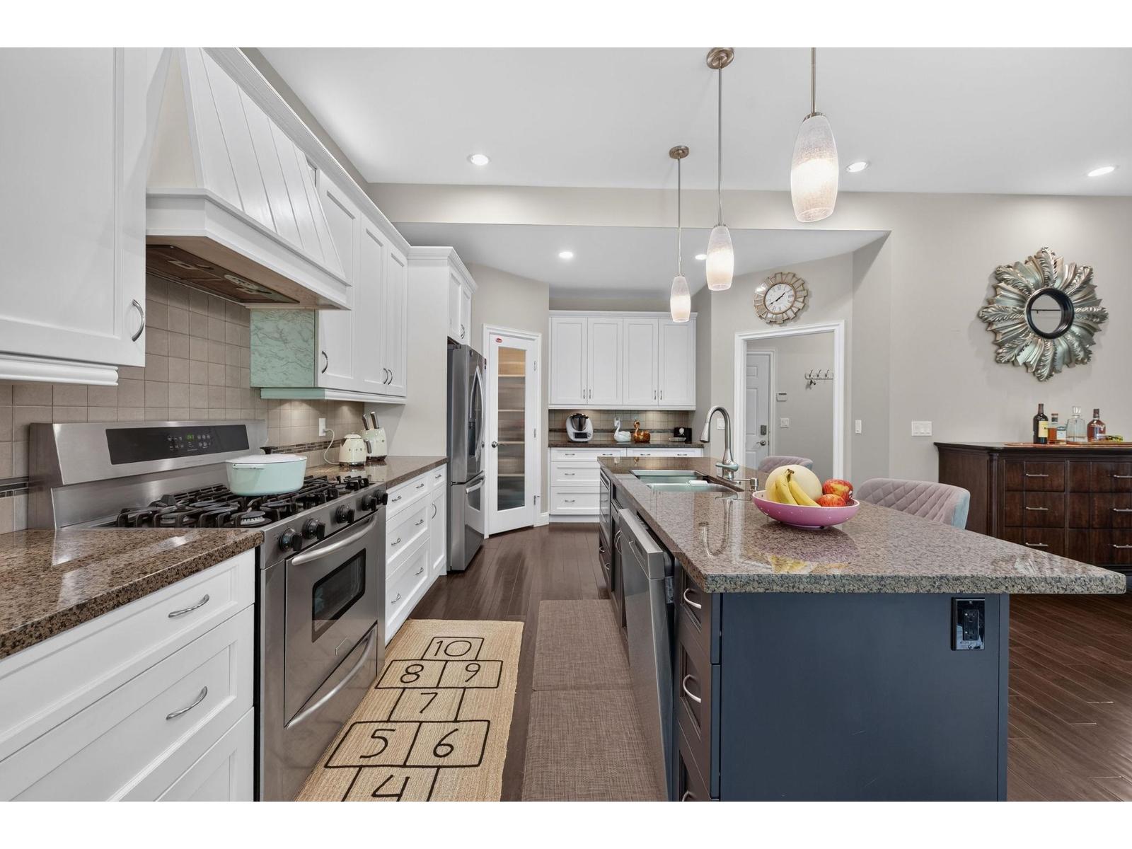 16285 26b Avenue, Surrey, British Columbia  V3S 6Z2 - Photo 10 - R3161427