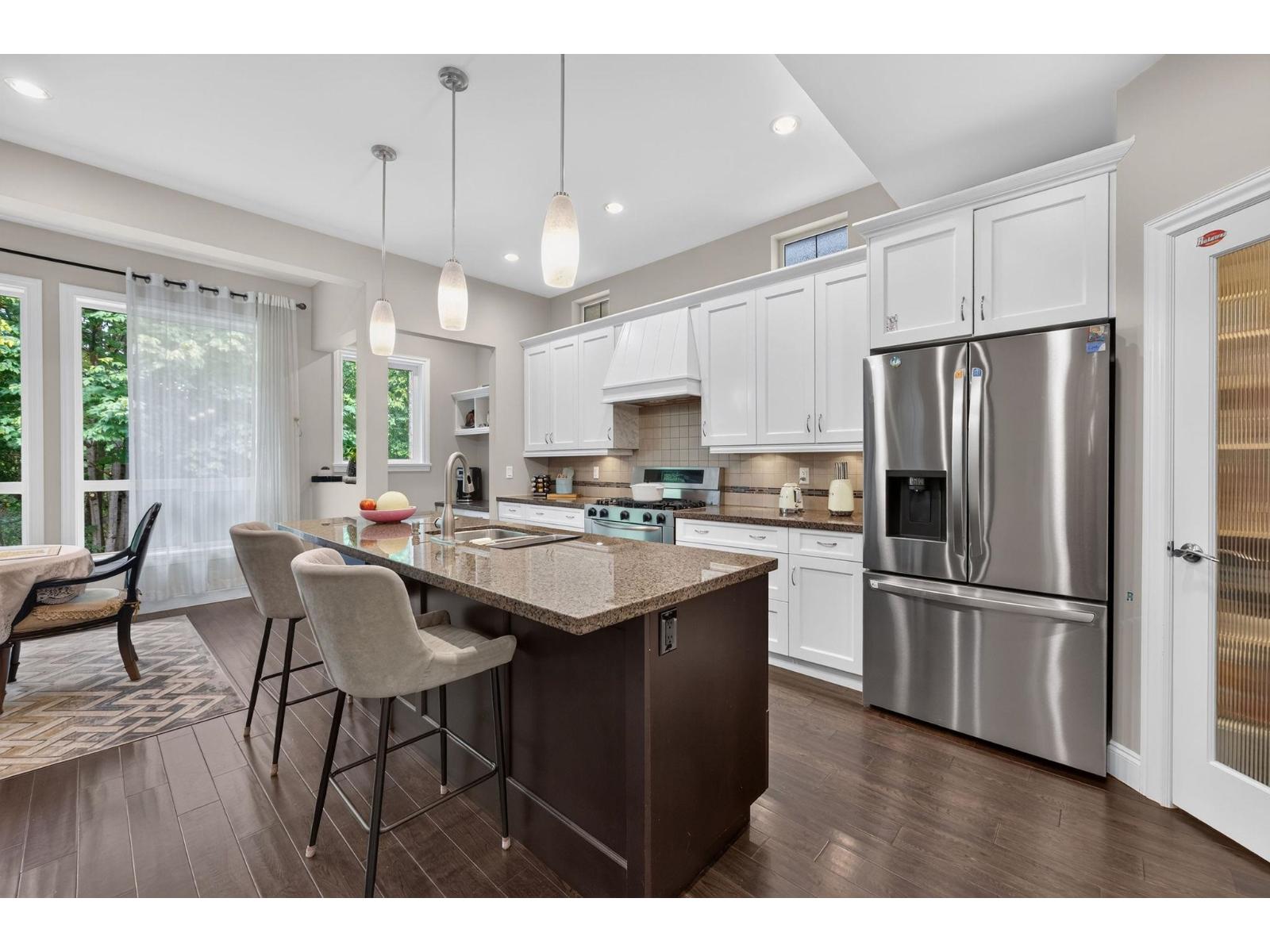 16285 26b Avenue, Surrey, British Columbia  V3S 6Z2 - Photo 8 - R3161427