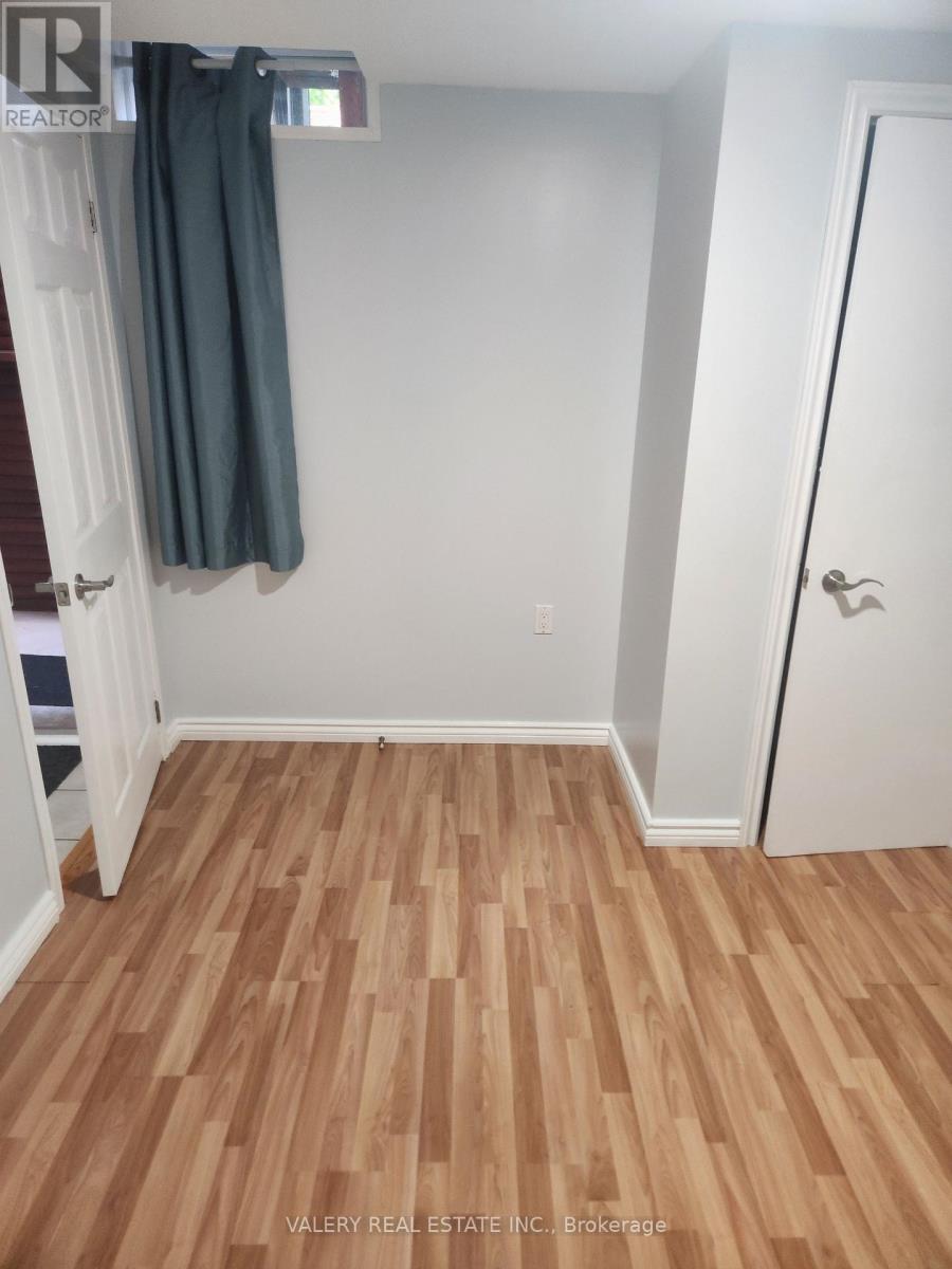 28 Iles Street, Ajax (Central West), Ontario  L1T 3V4 - Photo 10 - E13702622