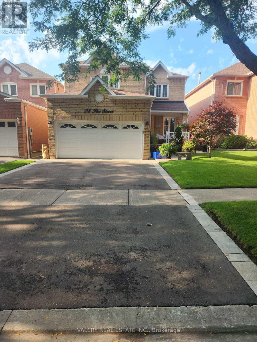 28 ILES STREET, Ajax, Ontario