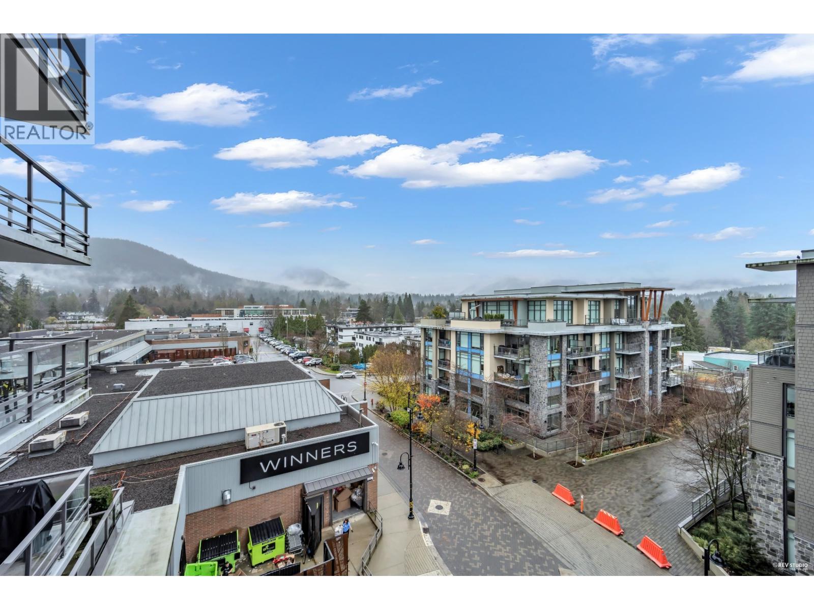 405 2785 LIBRARY LANE, north vancouver, British Columbia