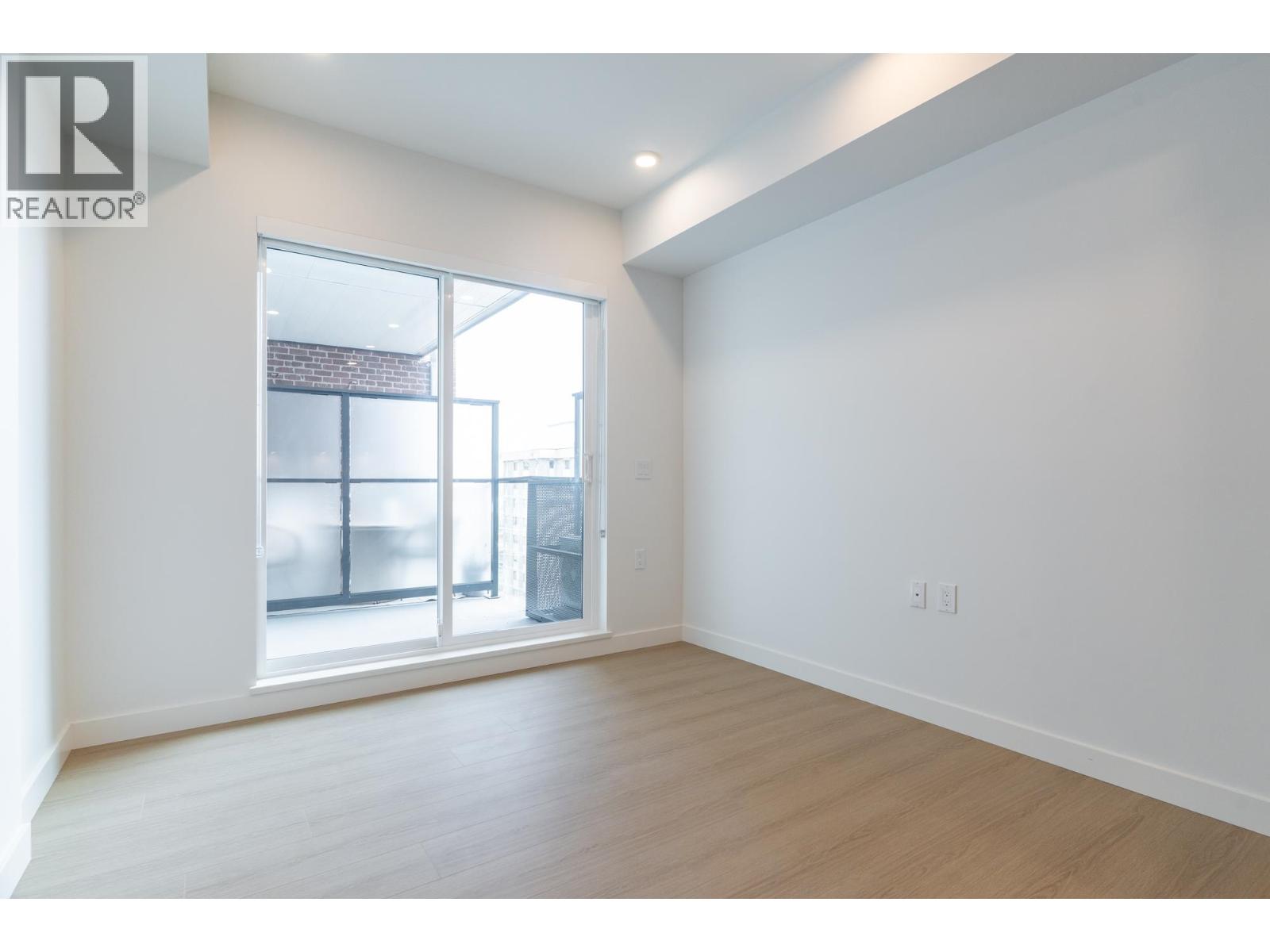 421 82 First Street, New Westminster, British Columbia  V3L 0L8 - Photo 10 - R3161470