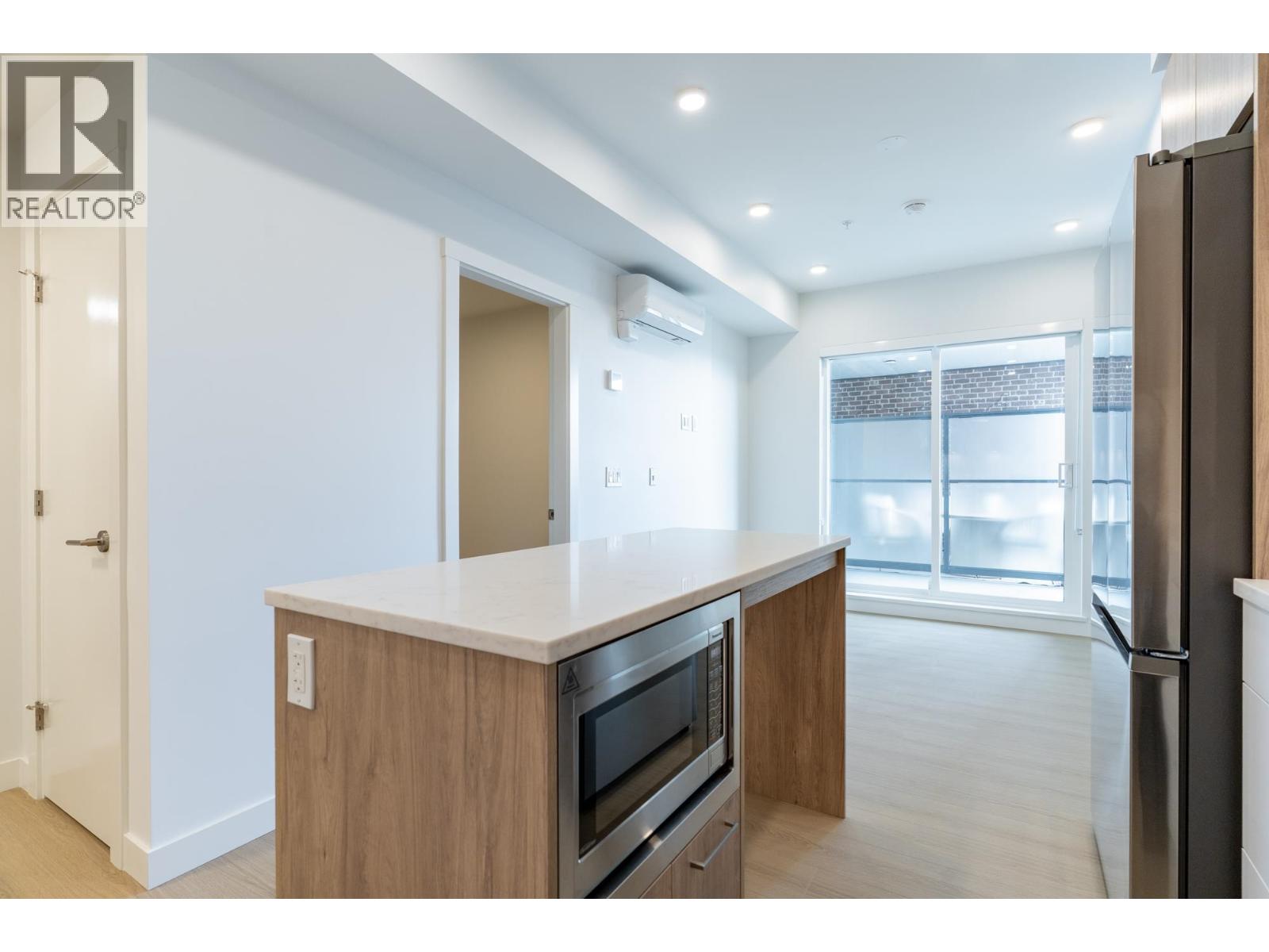421 82 First Street, New Westminster, British Columbia  V3L 0L8 - Photo 9 - R3161470