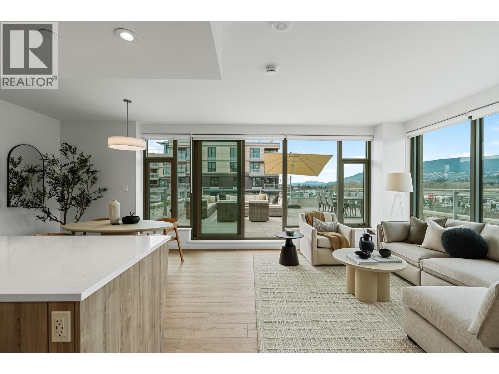 703 755 Harbourside Drive, North Vancouver, British Columbia  V7P 0G1 - Photo 5 - R3161476