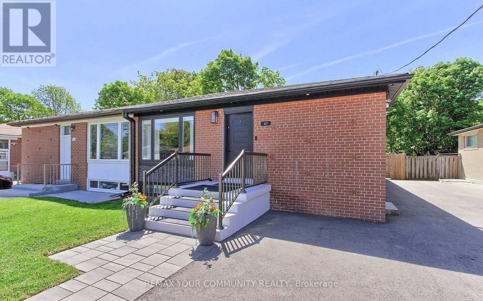 MAIN FLOOR W/O BASEMENT - 67 DAVIS ROAD, Aurora, Ontario