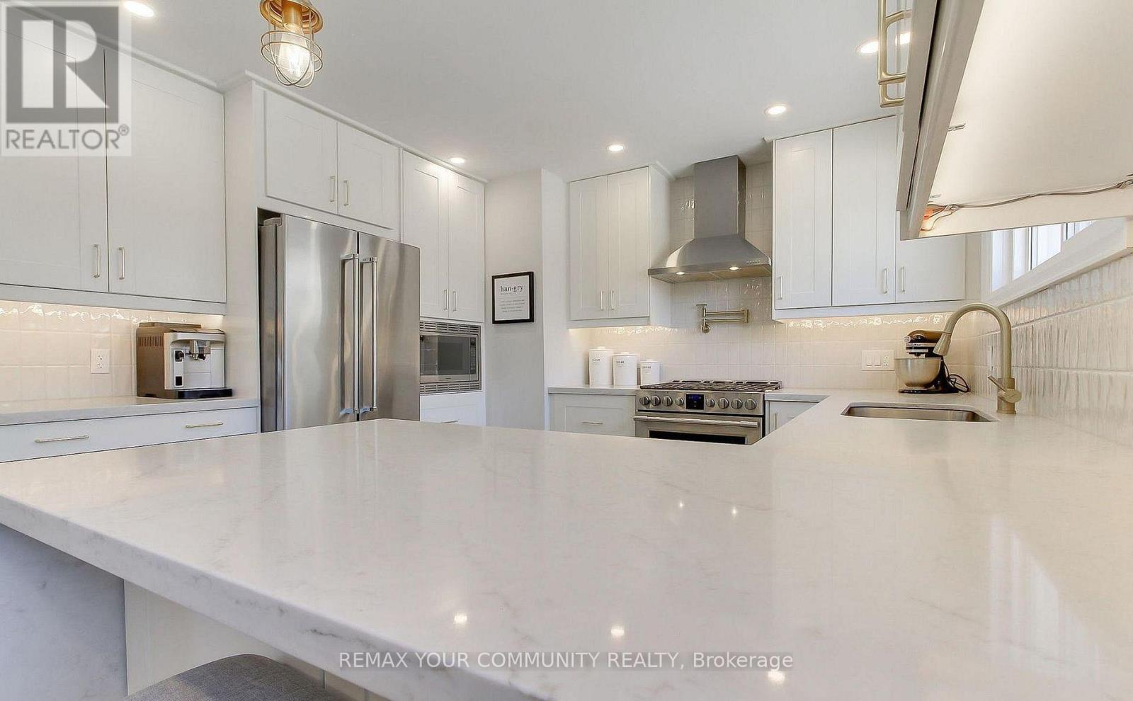 Main Floor W/o Basement - 67 Davis Road, Aurora, Ontario L4G 2B4 - Photo 16 - N13743524