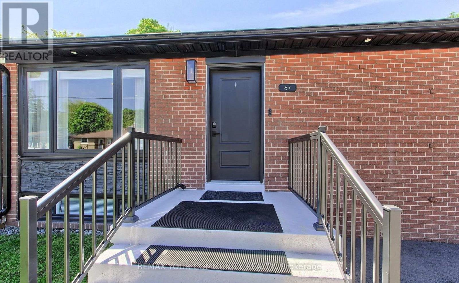 Main Floor W/o Basement - 67 Davis Road, Aurora, Ontario L4G 2B4 - Photo 4 - N13743524