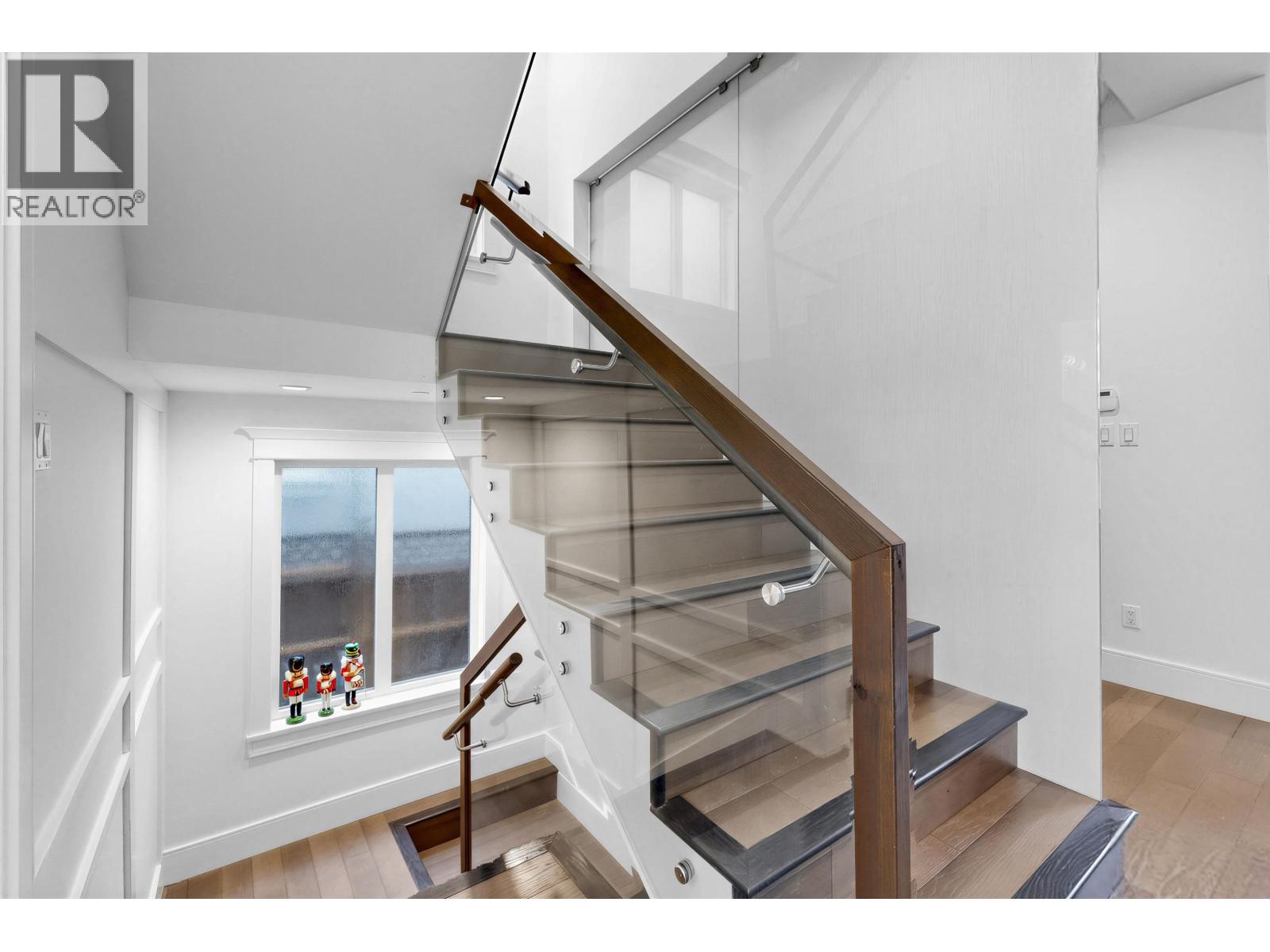 4555 W 9th Avenue, Vancouver, British Columbia  V6R 2E2 - Photo 26 - R3161474