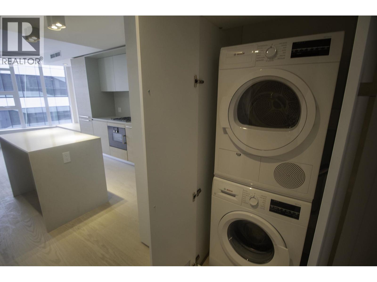 2002 1289 Hornby Street, Vancouver, British Columbia  V6Z 0G7 - Photo 15 - R3161468