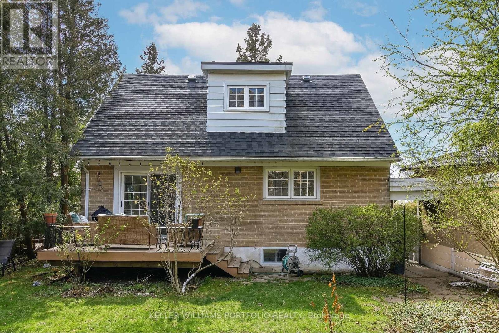 88 Sabrina Dr Drive, Toronto, Ontario  M9R 2J9 - Photo 33 - W13743526