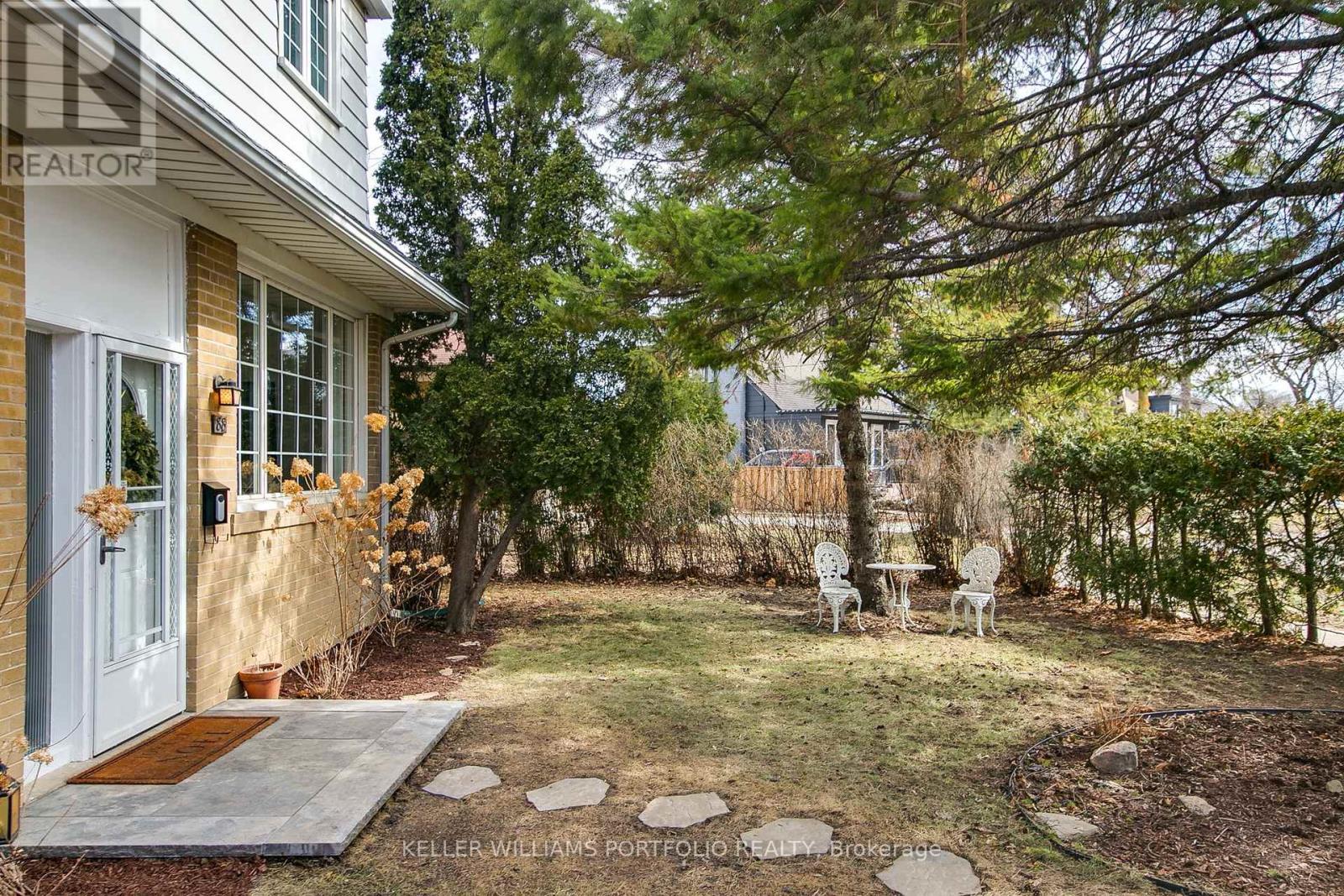88 Sabrina Dr Drive, Toronto, Ontario  M9R 2J9 - Photo 46 - W13743526