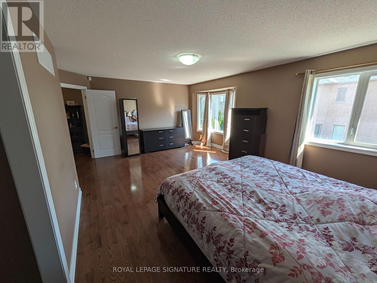 Unknown Address, ,    - Photo 39 - N13742228