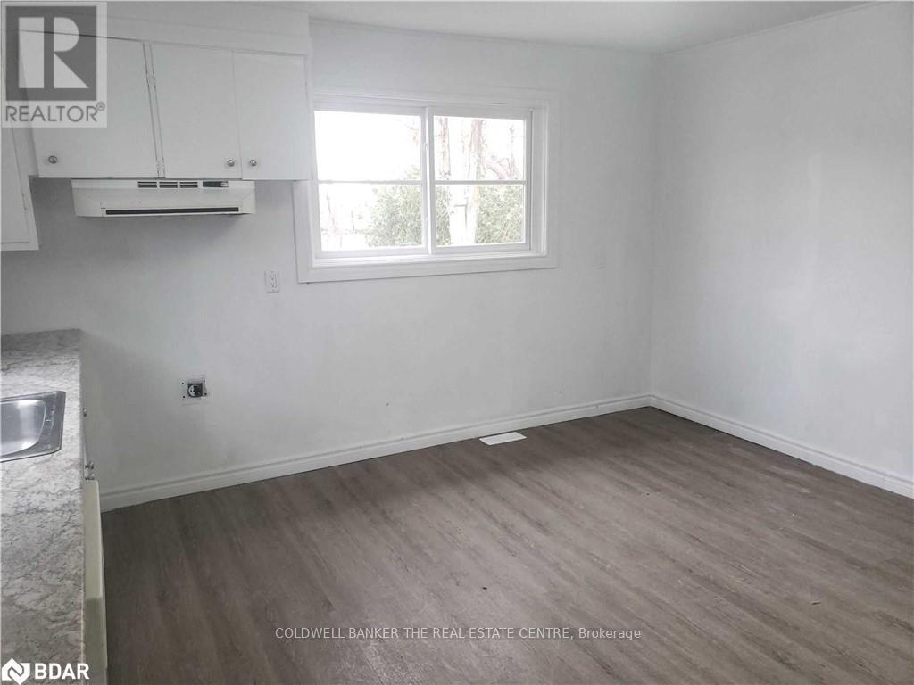 119a Henry Street, Barrie, Ontario  L4N 1E2 - Photo 4 - S13743554