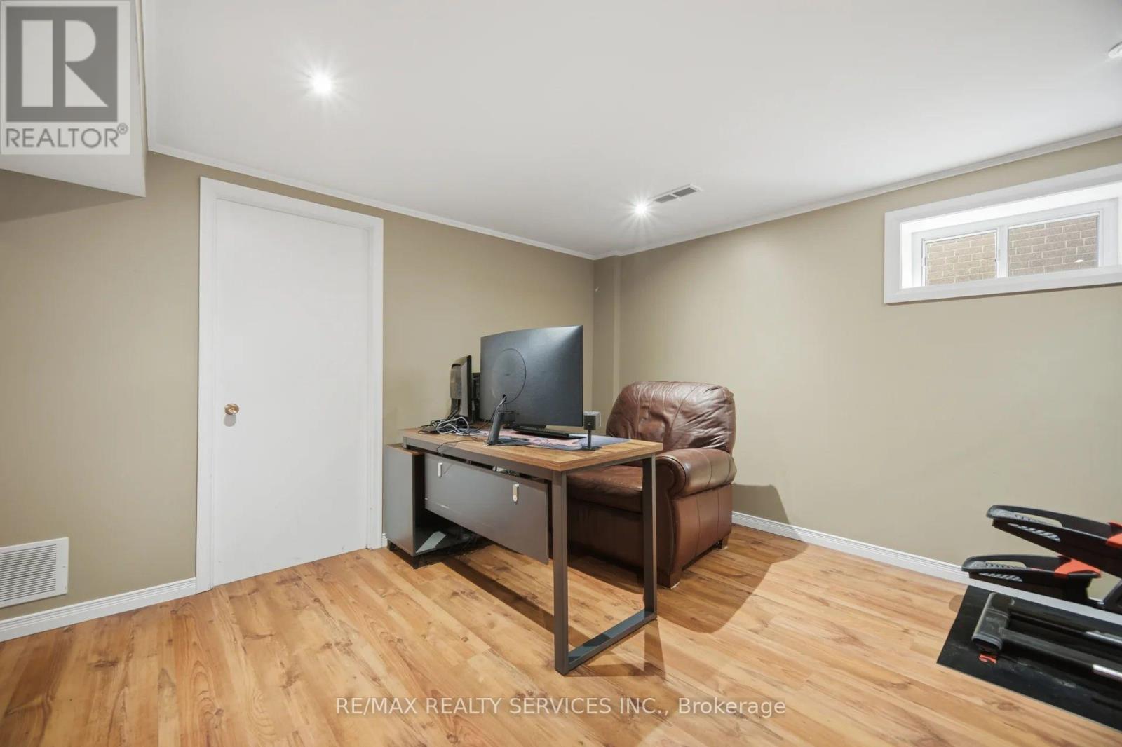 43 Melville Crescent, Brampton, Ontario  L6W 2S3 - Photo 35 - W13743404
