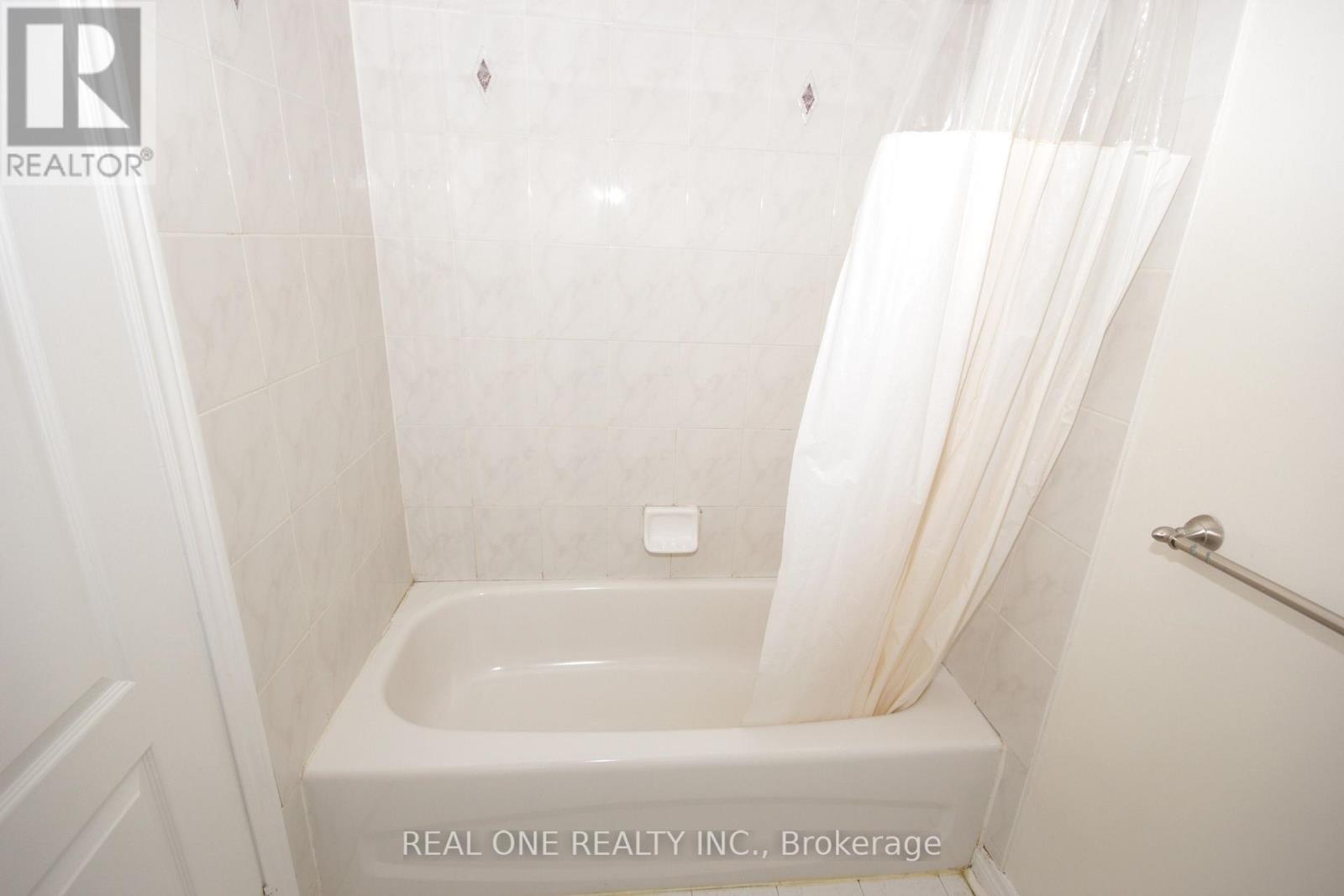 15 Azalea Gate Way, Markham, Ontario  L3T 7T9 - Photo 13 - N13741330
