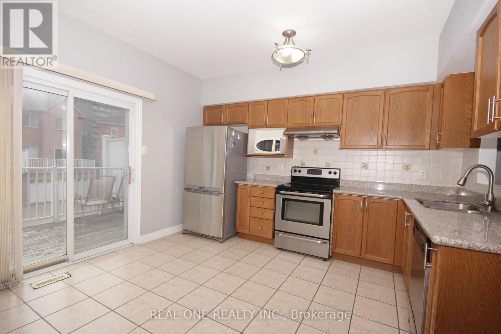 15 Azalea Gate Way, Markham, Ontario  L3T 7T9 - Photo 3 - N13741330