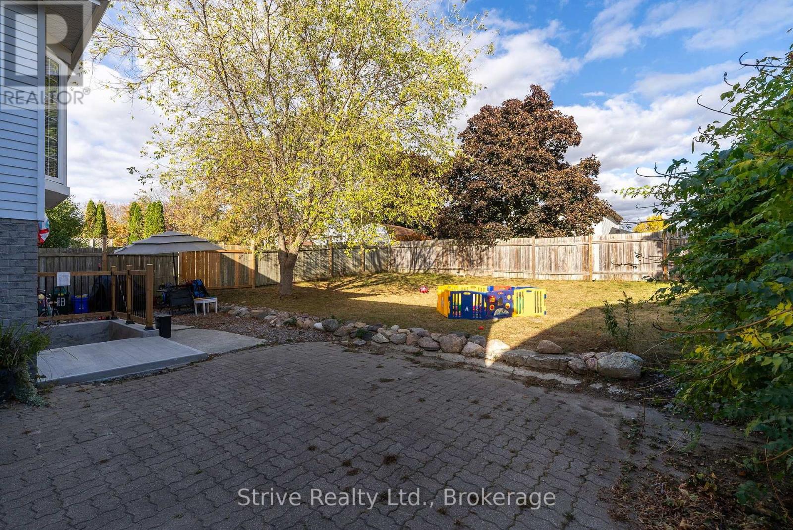 Upper - 23 Cherry Blossom Crescent, Clarington, Ontario  L1E 1G9 - Photo 18 - E13660282