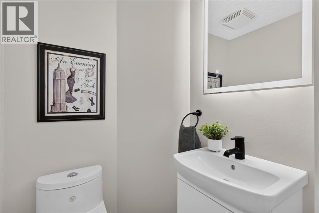 241 Mckenzie Towne Lane Se, Calgary, Alberta  T2Z 0C3 - Photo 14 - A2341919