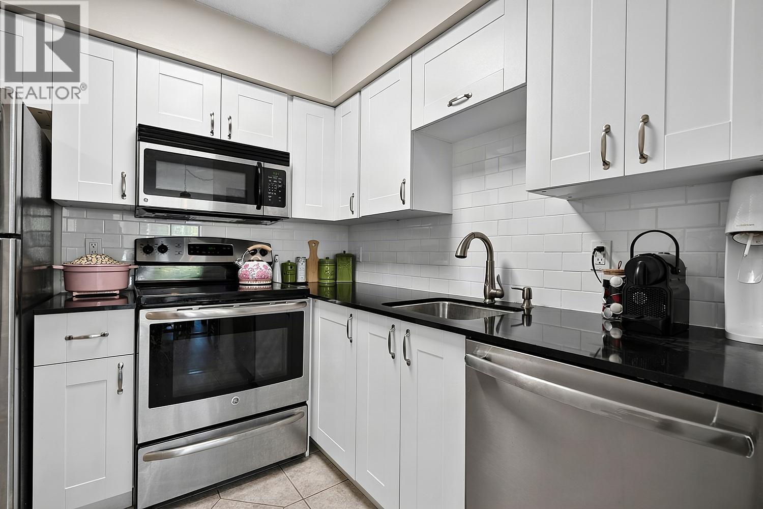 205 1251 W 71st Avenue, Vancouver, British Columbia  V6P 4A9 - Photo 8 - R3161477