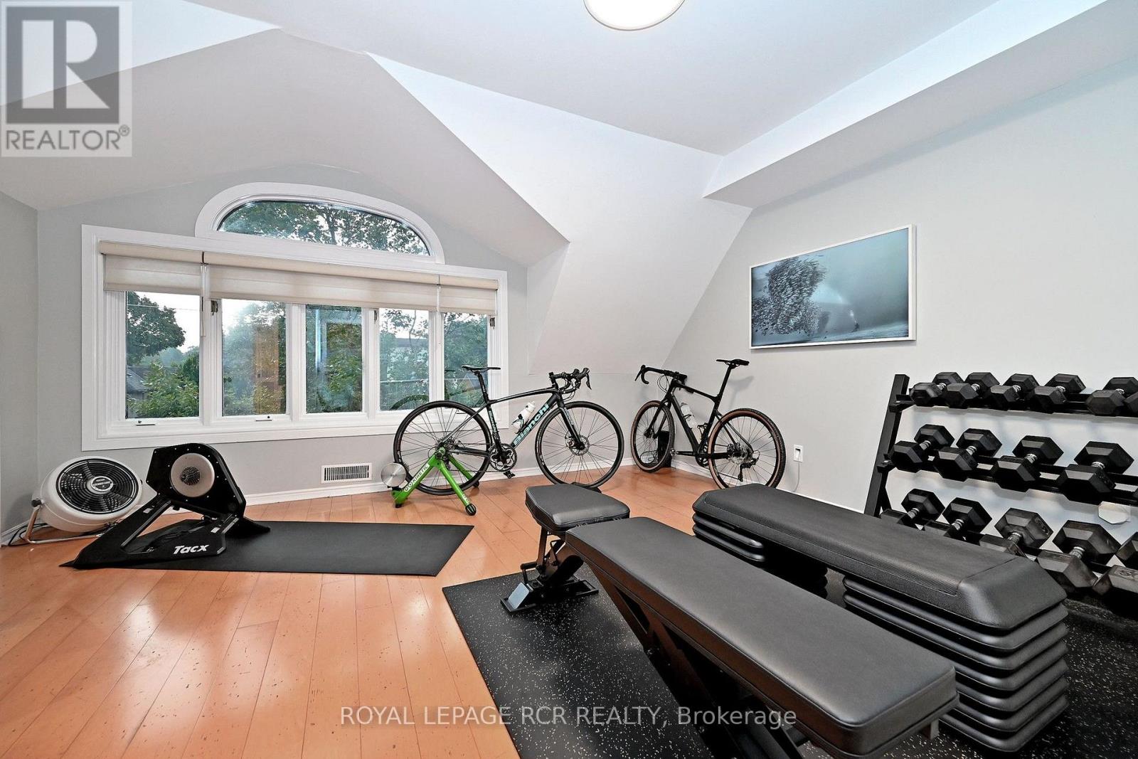 214 Briar Hill Avenue, Toronto, Ontario M4R 1J2 - Photo 22 - C13741056