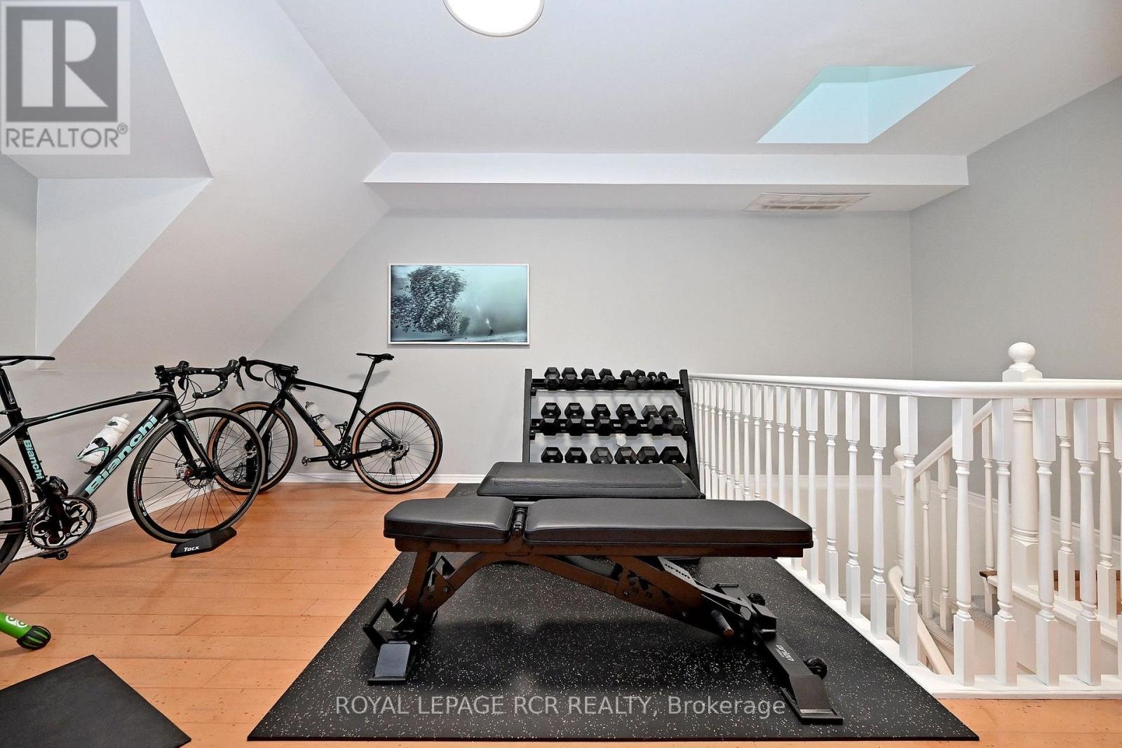 214 Briar Hill Avenue, Toronto, Ontario M4R 1J2 - Photo 23 - C13741056