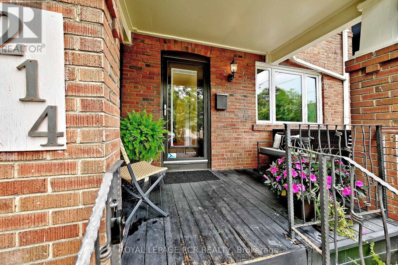 214 Briar Hill Avenue, Toronto, Ontario M4R 1J2 - Photo 5 - C13741056