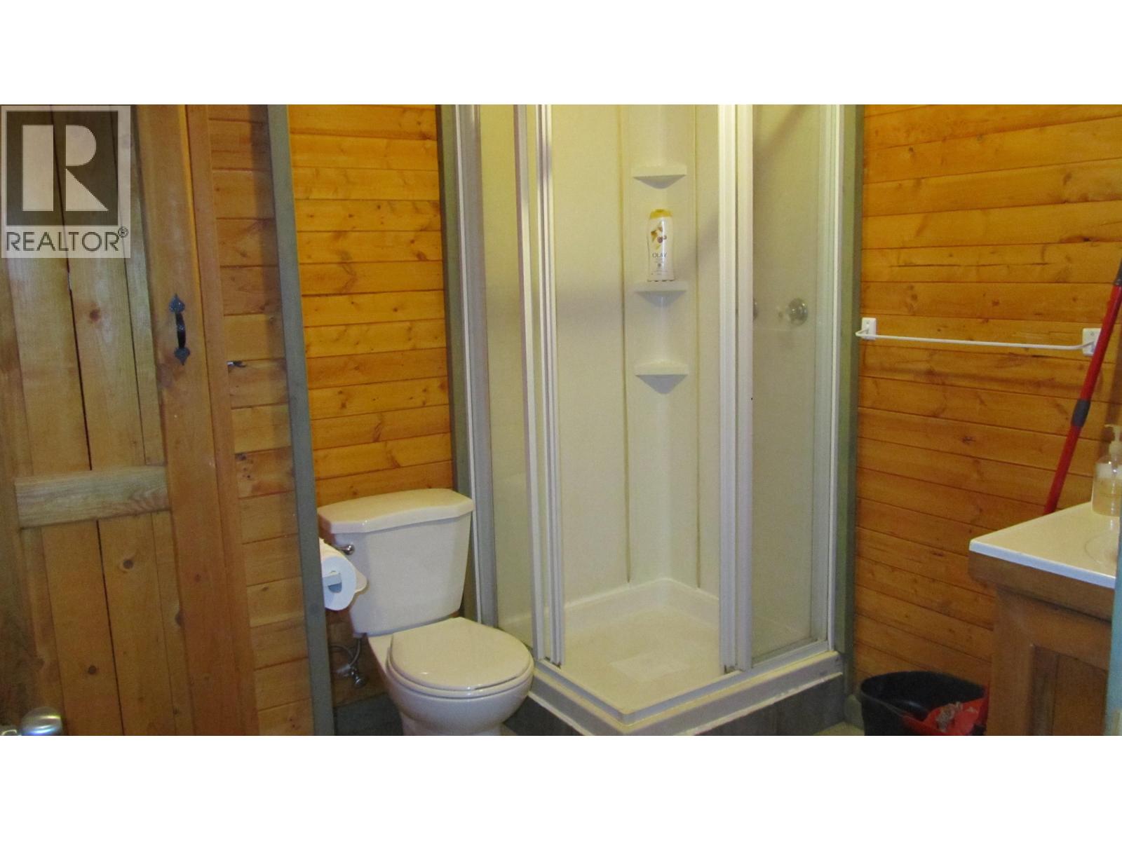 6108 Lone Butte Horse Lake Road, 100 Mile House, British Columbia  V0K 1X3 - Photo 28 - R3161392