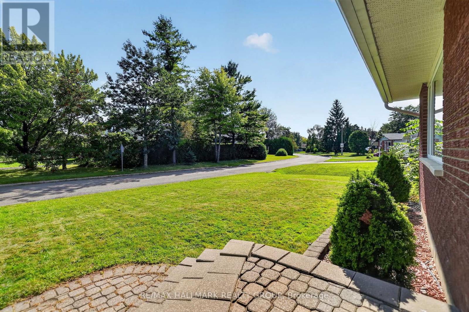 157 Lacroix Avenue, Ottawa, Ontario  K1E 1K2 - Photo 38 - X13743592