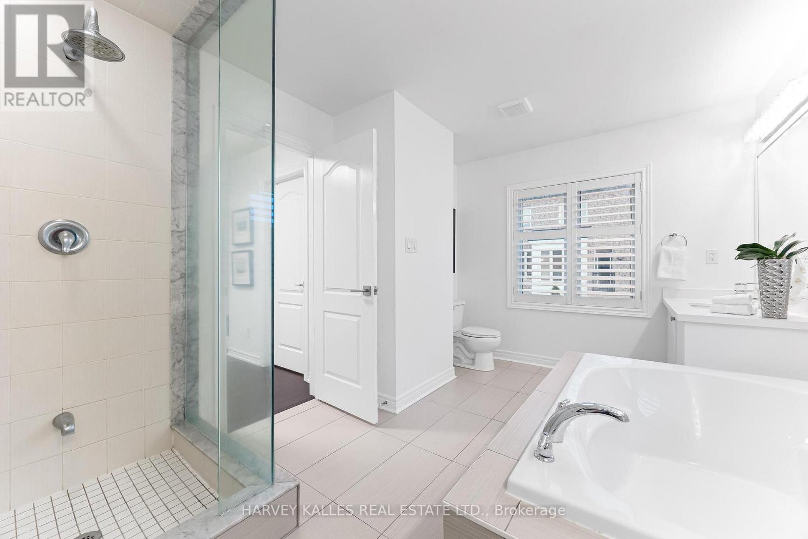 46 Grayleaf Drive, Whitchurch-Stouffville, Ontario  L4A 1S8 - Photo 28 - N13743586