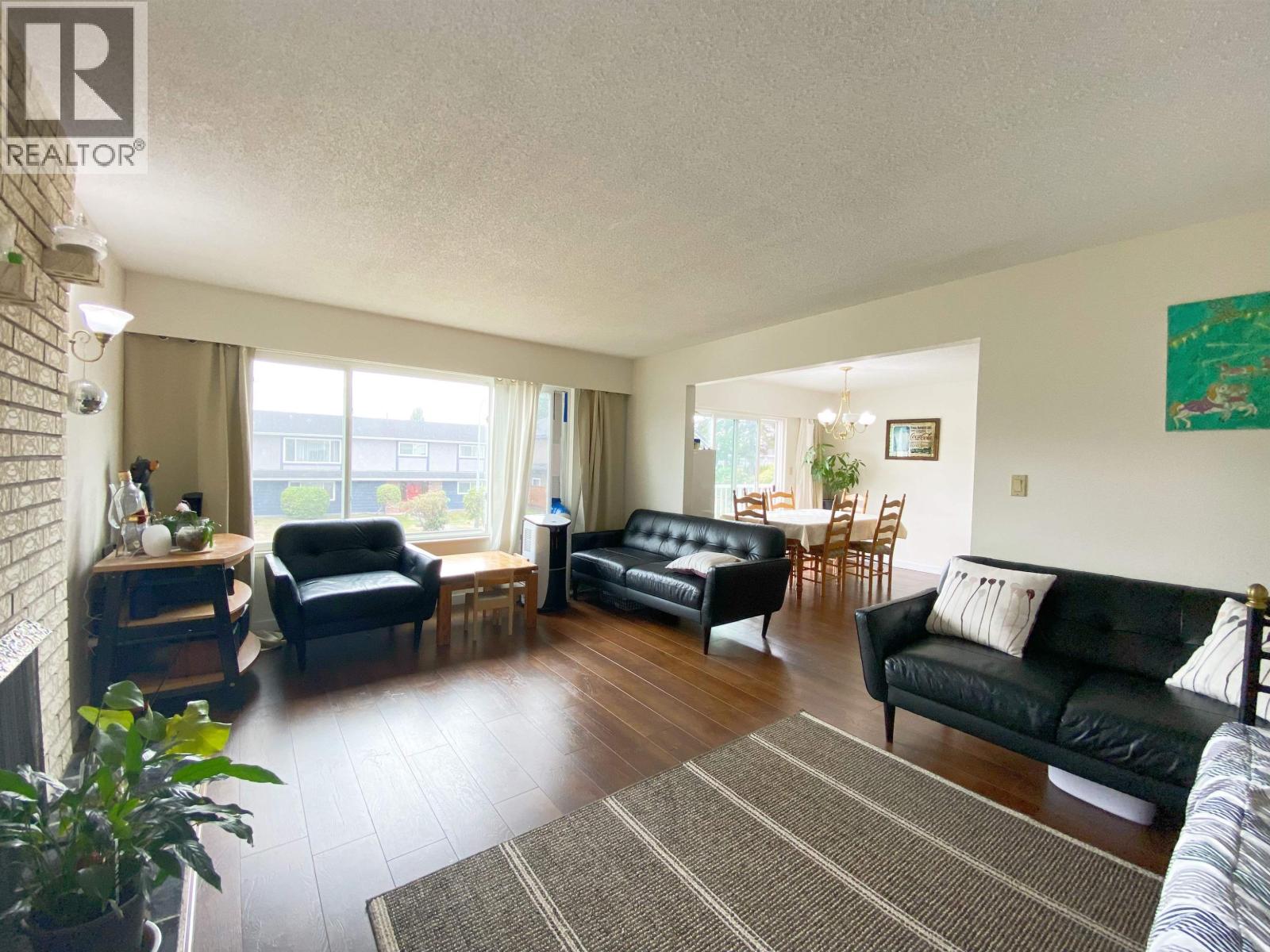11251 Seaport Avenue, Richmond, British Columbia  V7A 3C7 - Photo 4 - R3160102