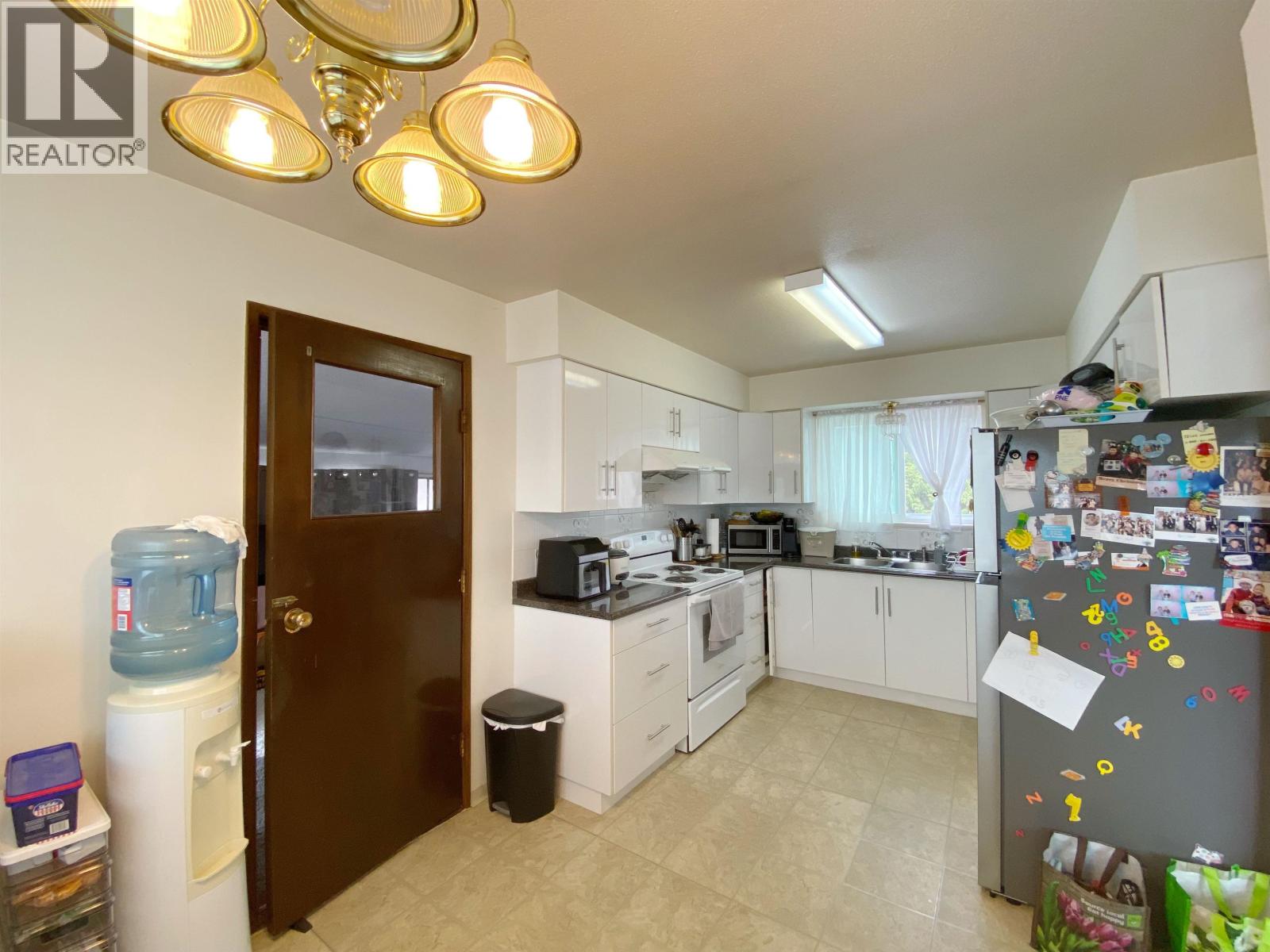 11251 Seaport Avenue, Richmond, British Columbia  V7A 3C7 - Photo 16 - R3160102
