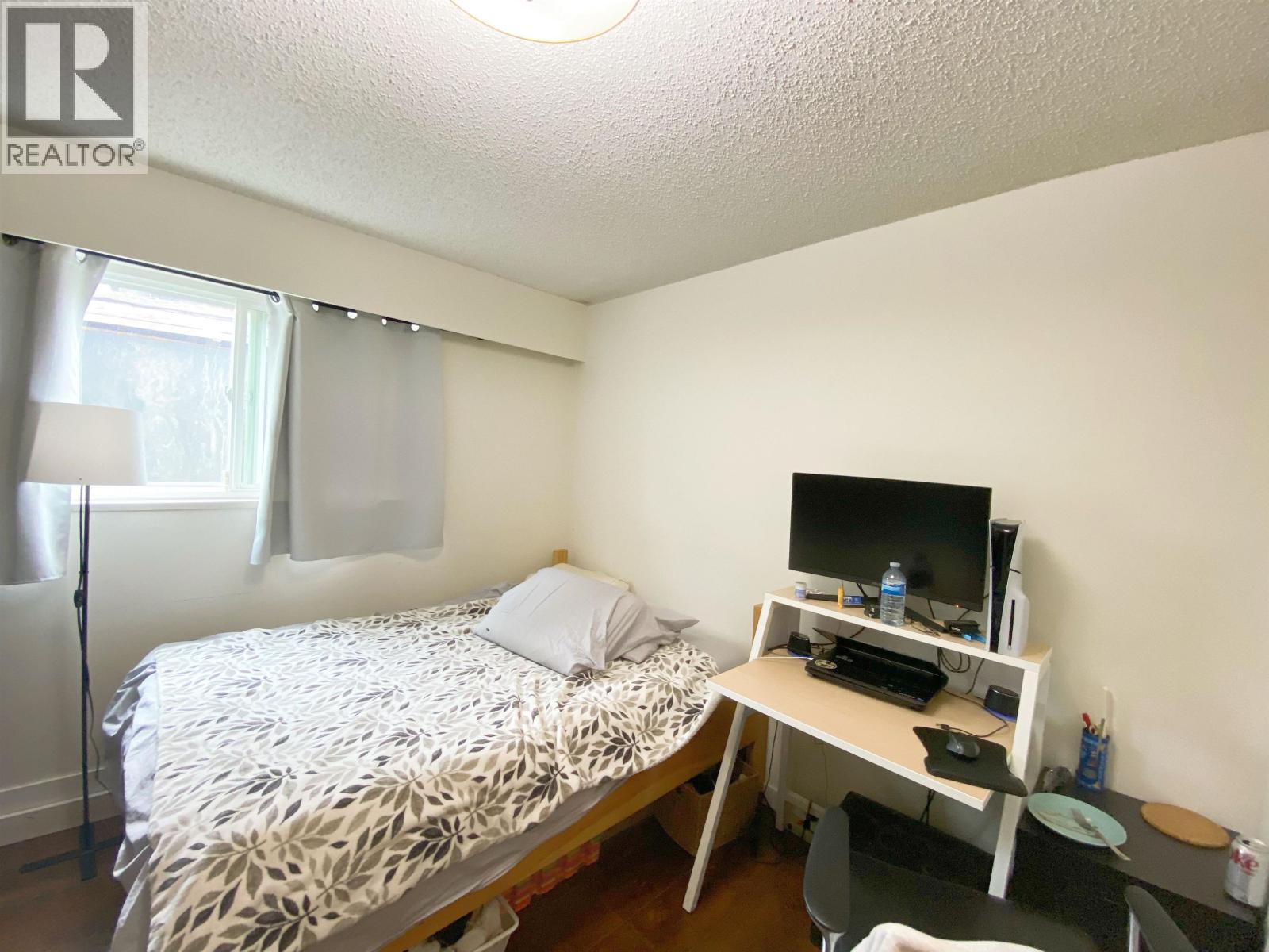 11251 Seaport Avenue, Richmond, British Columbia  V7A 3C7 - Photo 11 - R3160102